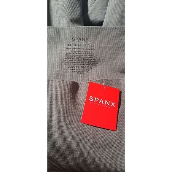 SPANX Leggings  Plus Size 3X Green Cropped Lamn Leggings - Picture 9 of 10